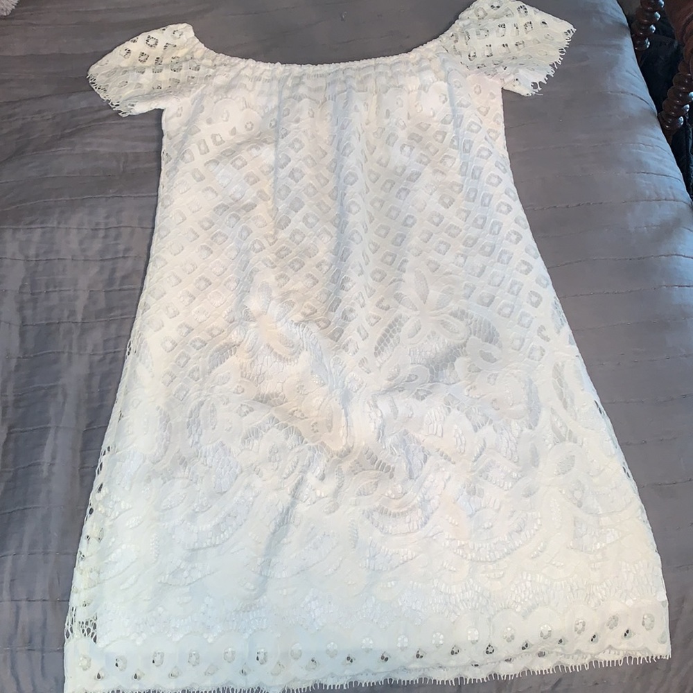White Alter’d State dress size small